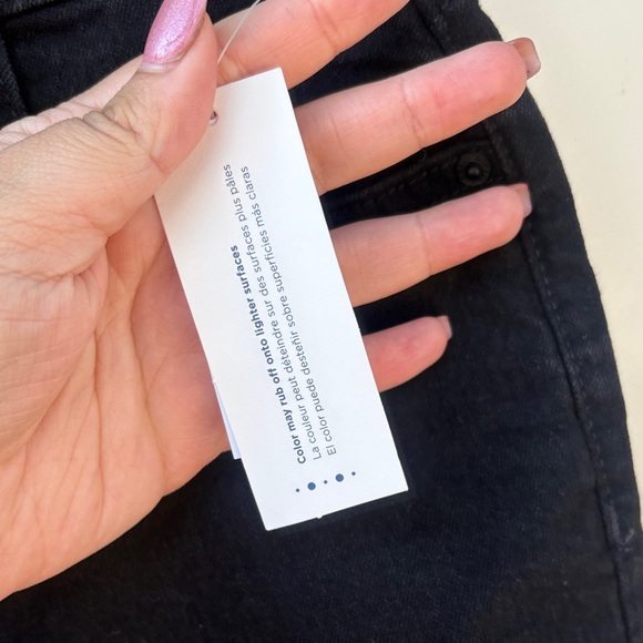 Old Navy Classic Black Skinny Pants - Picture 5 of 7